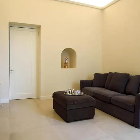 Appartement Palazzo Rudiae -Duomo à Lecce Extérieur photo